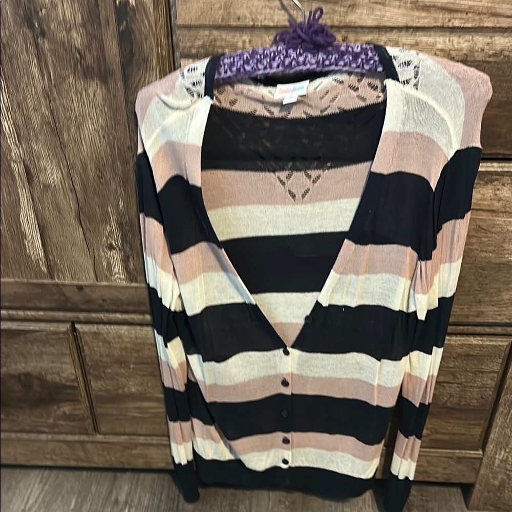 LuLaRoe Cheryl cardigan